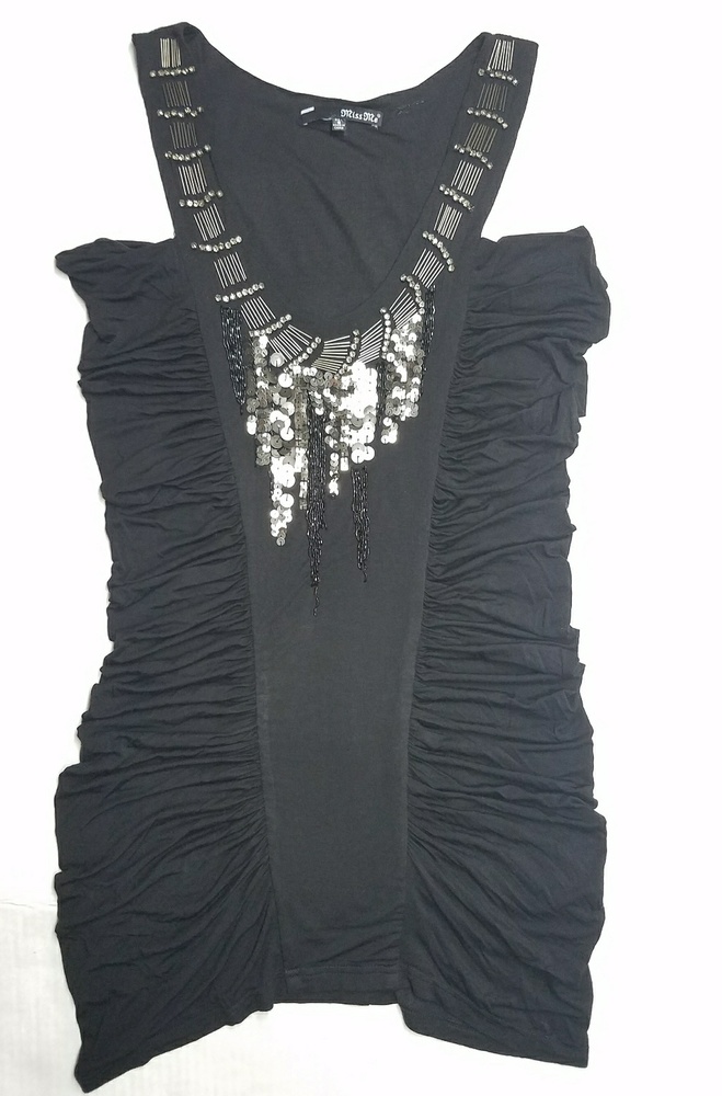 Miss Me long tank with rushing & beading.